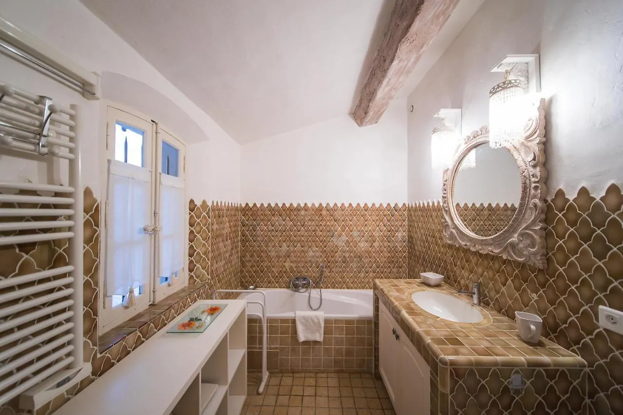 Villa With Spa, Pool And View Of St Tropezs Gulf Sainte-Maxime 0*,